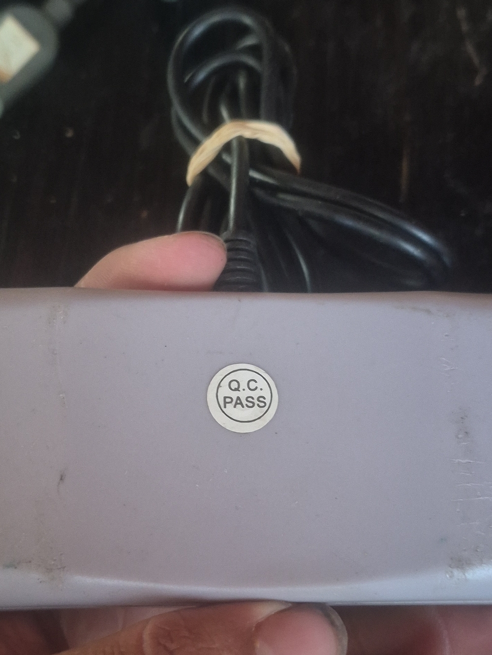 Untested Wired Black Retro-Style Game Controller - Classic 4-Button Design - Picture 2 of 3